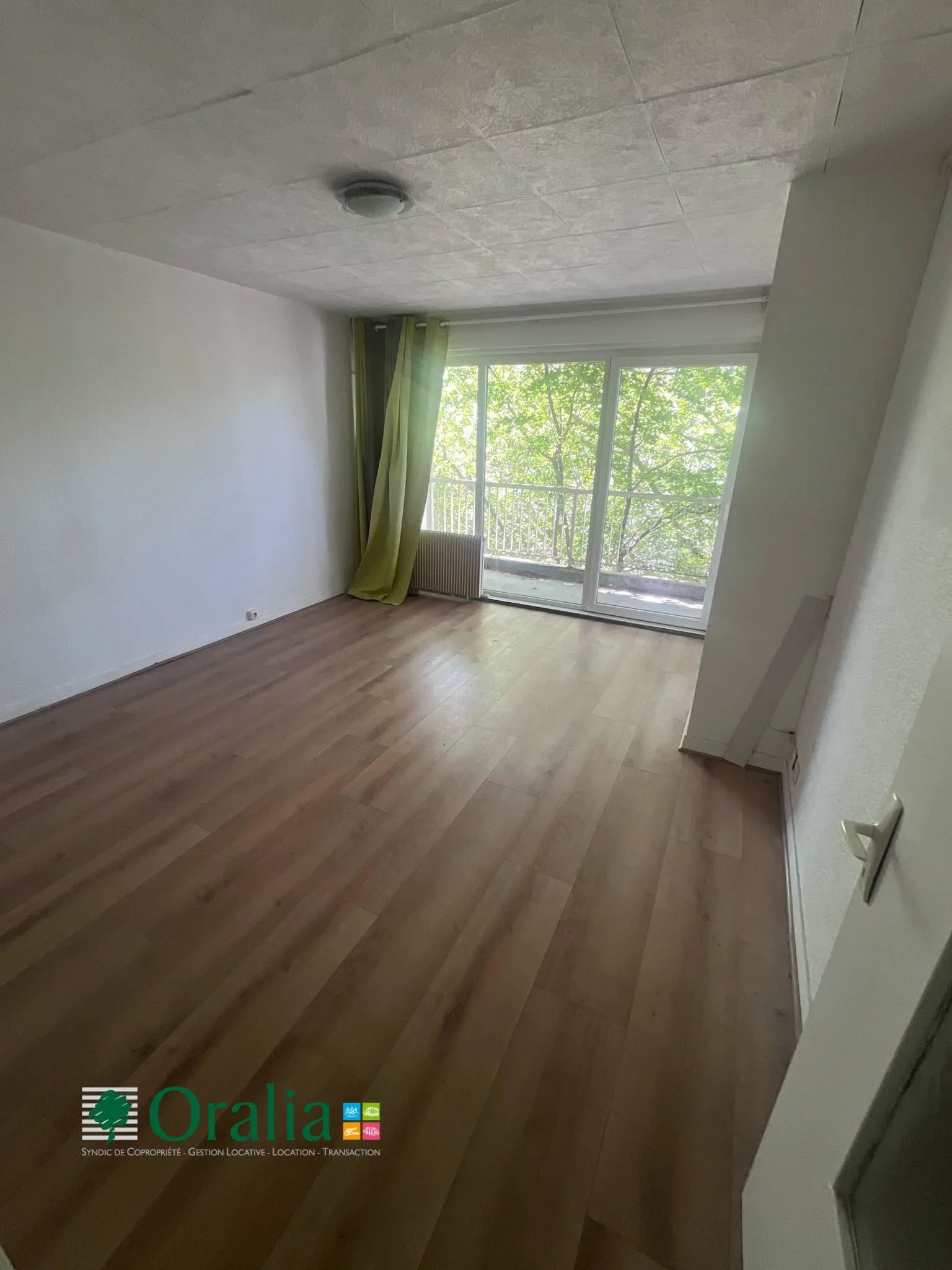 Flat Boulevard de la Boissière in Montreuil