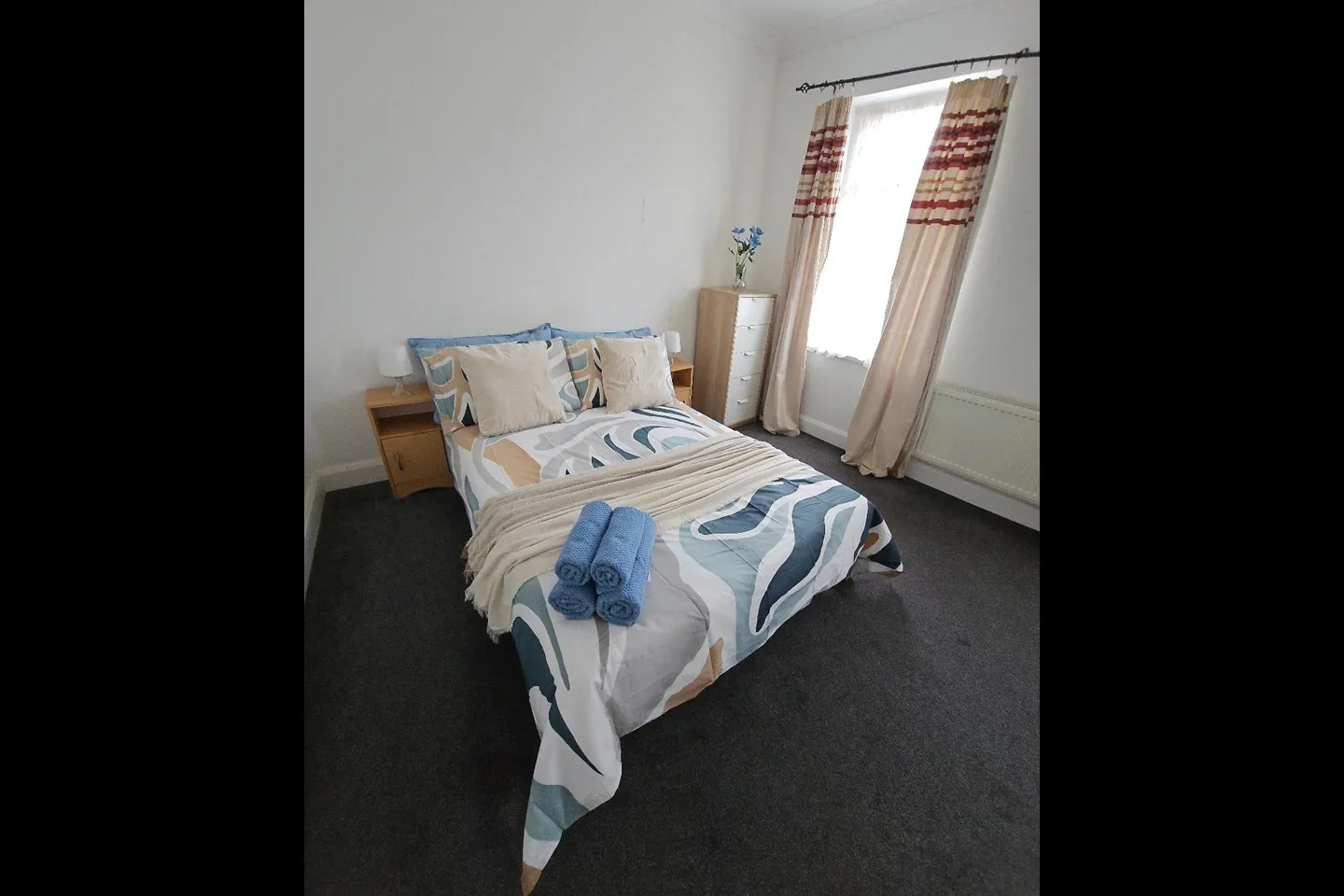 Room Braemar Road in Greater London