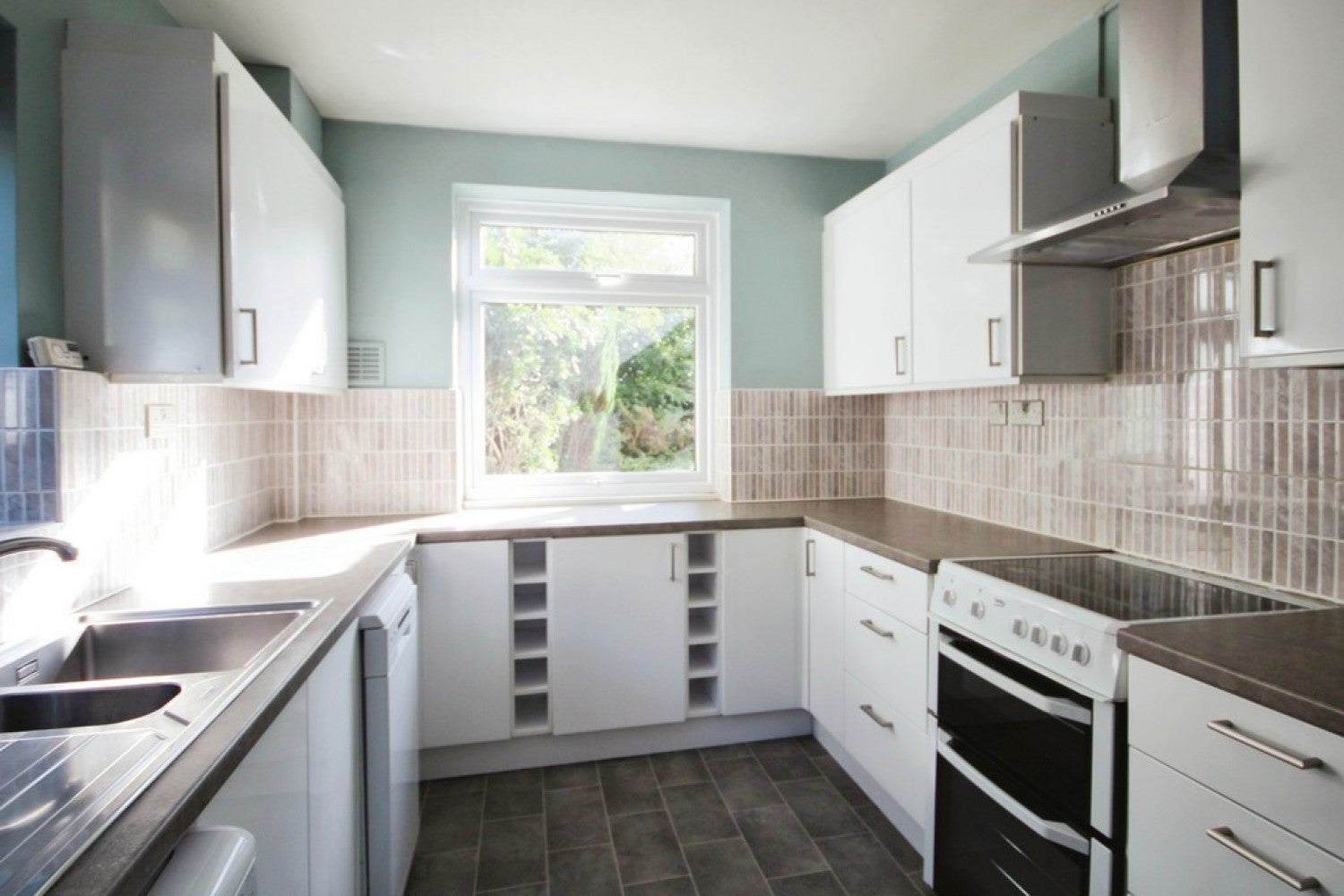 Flat Manning Close in Mid Sussex