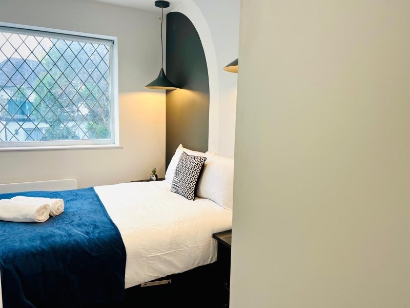 Room Stanhope Road in Greater London