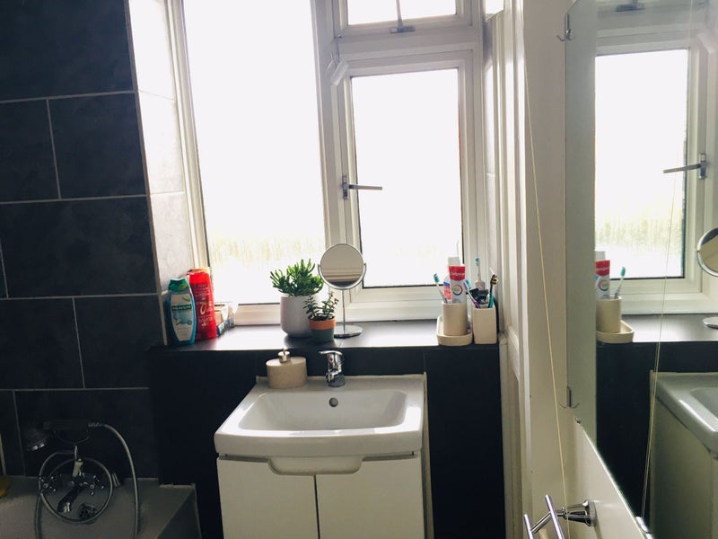 Flat The Meres in Greater London