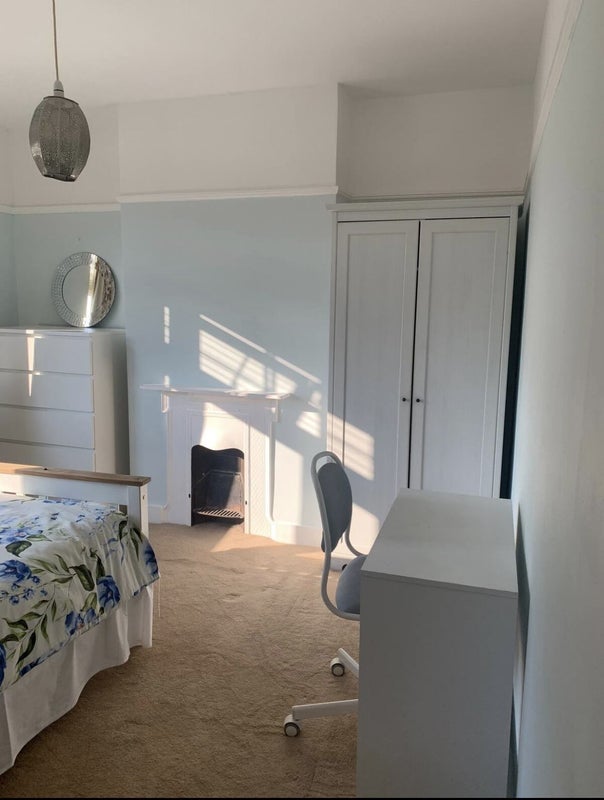 Room Woodland Way in Greater London