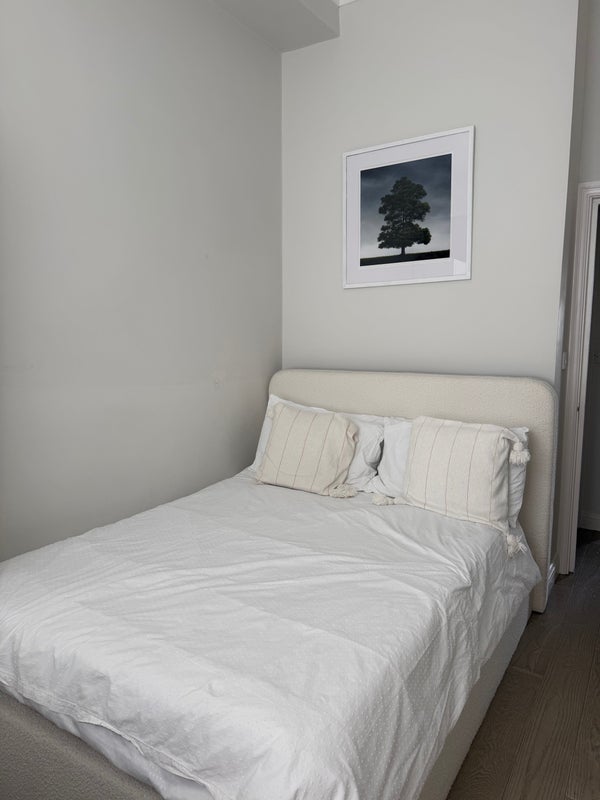 Room Courtfield Road in Greater London
