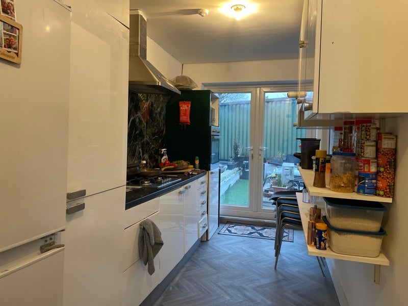 Room Holloway Road in Greater London