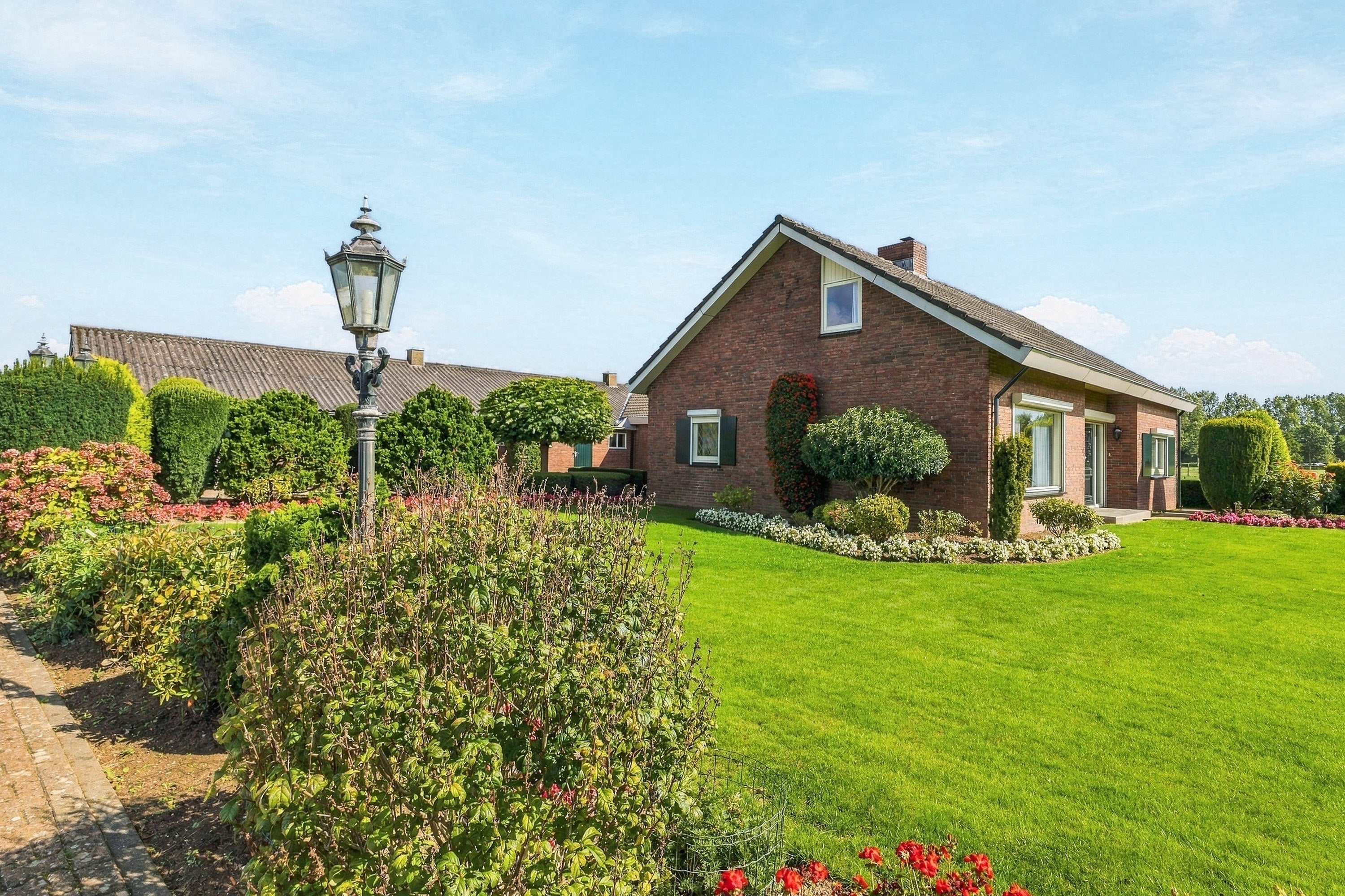 Vrijstaande woning te koop: Leuffenseweg 4, Zevenaar