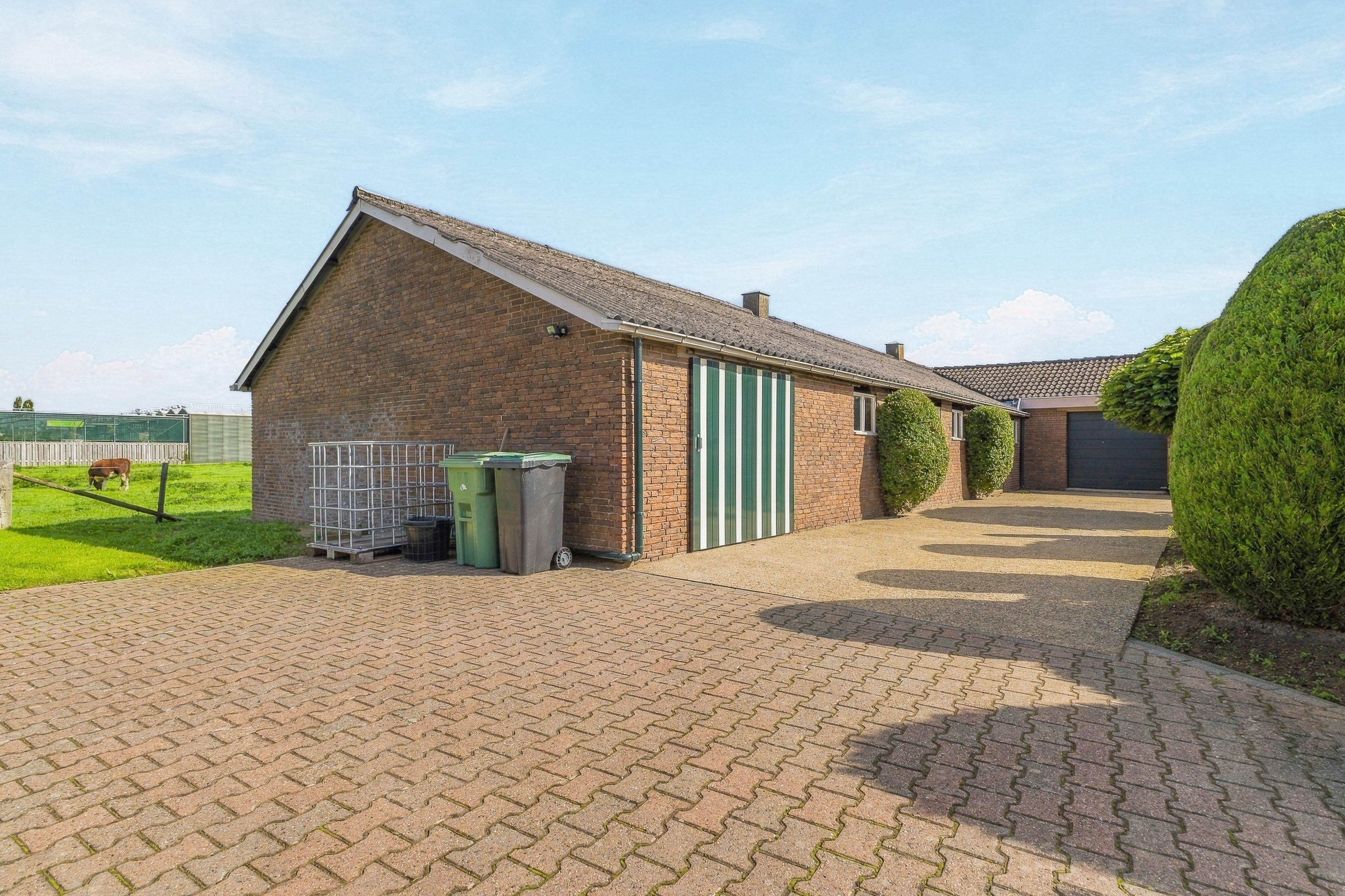 Vrijstaande woning te koop: Leuffenseweg 4, Zevenaar