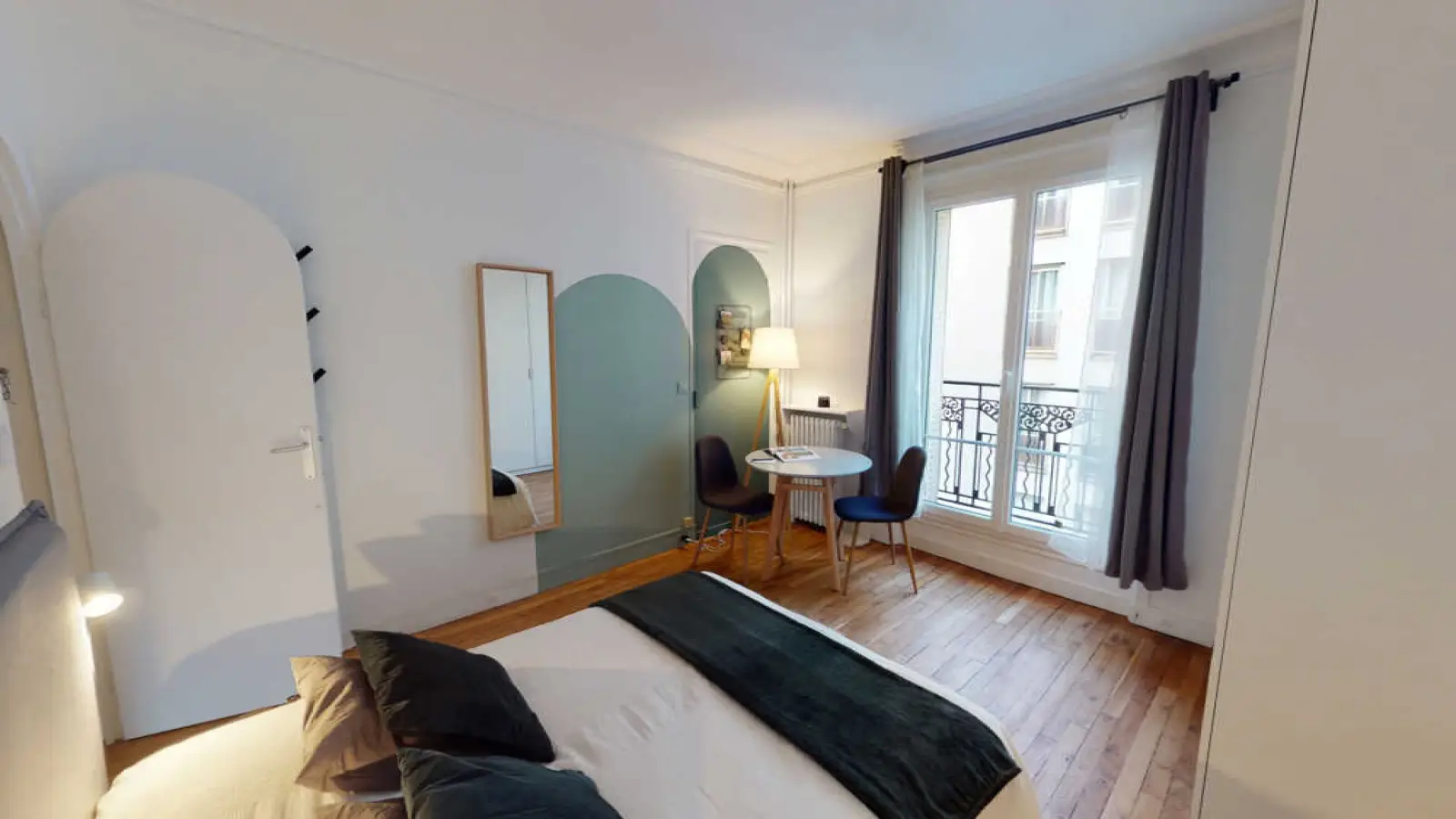 Room Rue du Père Brottier in Paris