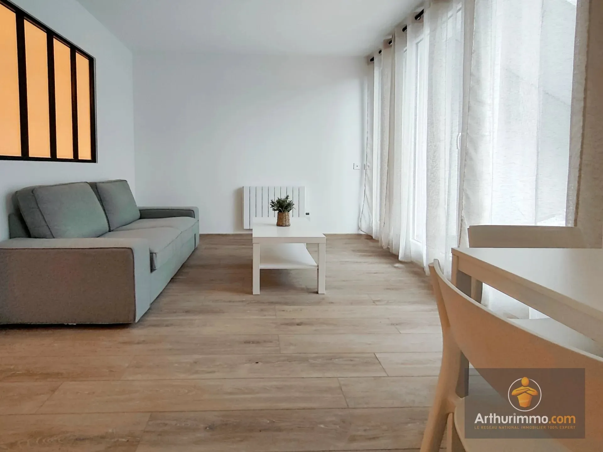 Appartement Avenue Paul Vaillant-Couturier à Paray-Vieille-Poste