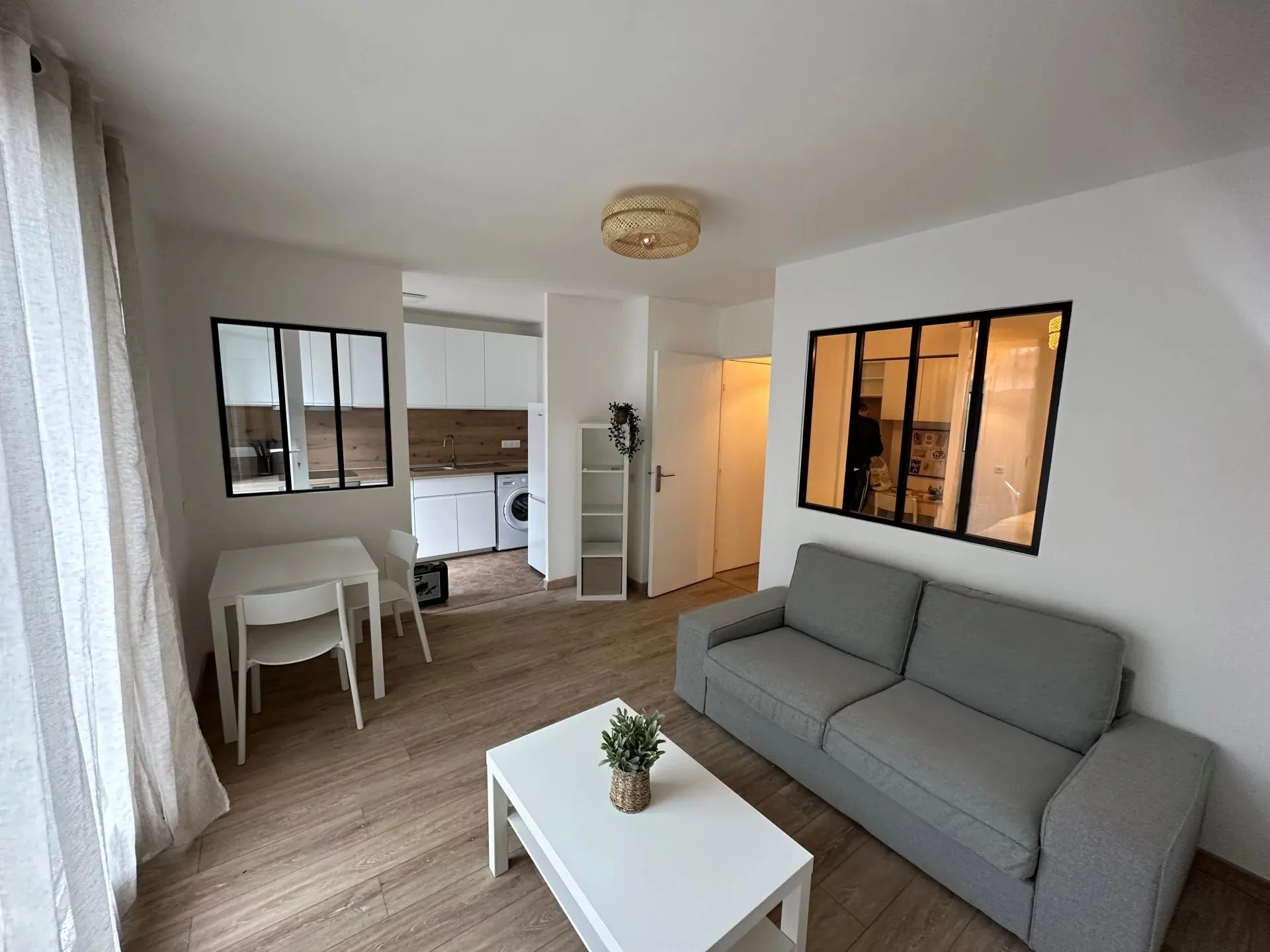 Appartement Avenue Paul Vaillant-Couturier à Paray-Vieille-Poste