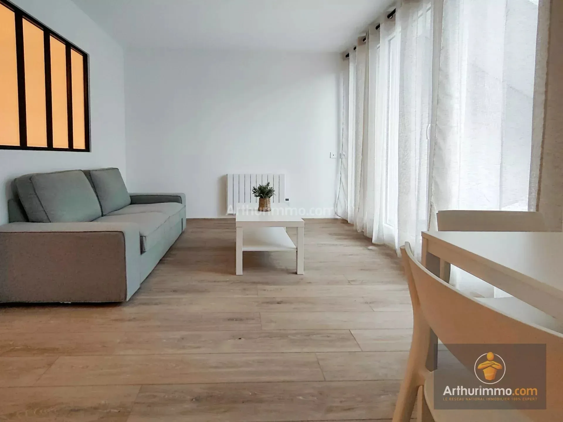 Appartement Avenue Paul Vaillant-Couturier à Paray-Vieille-Poste