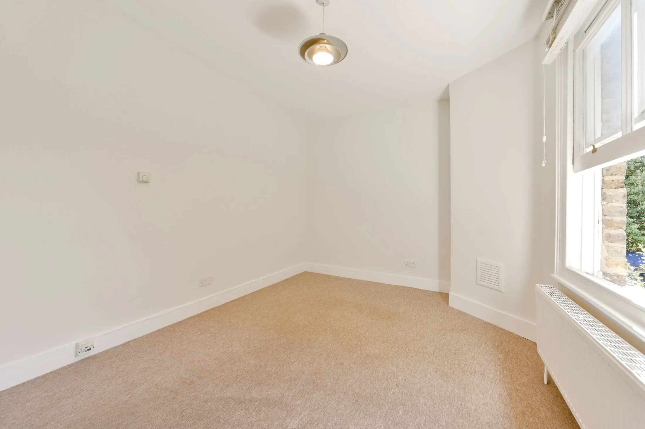 Flat Castlebar Road in Greater London