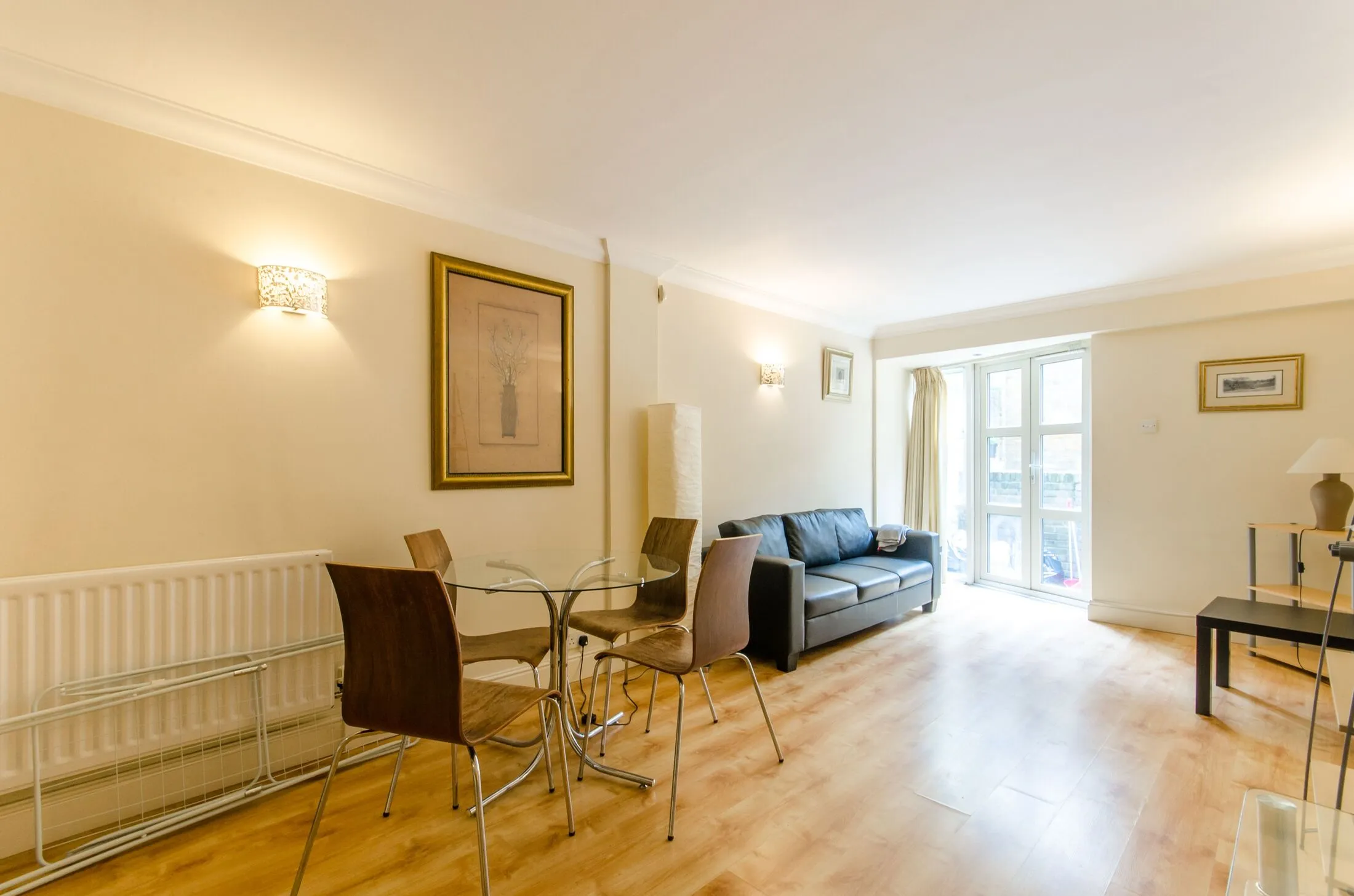 Flat Capland Street in City of Westminster
