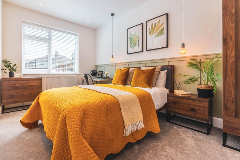 Room Southmead Road in Bristol