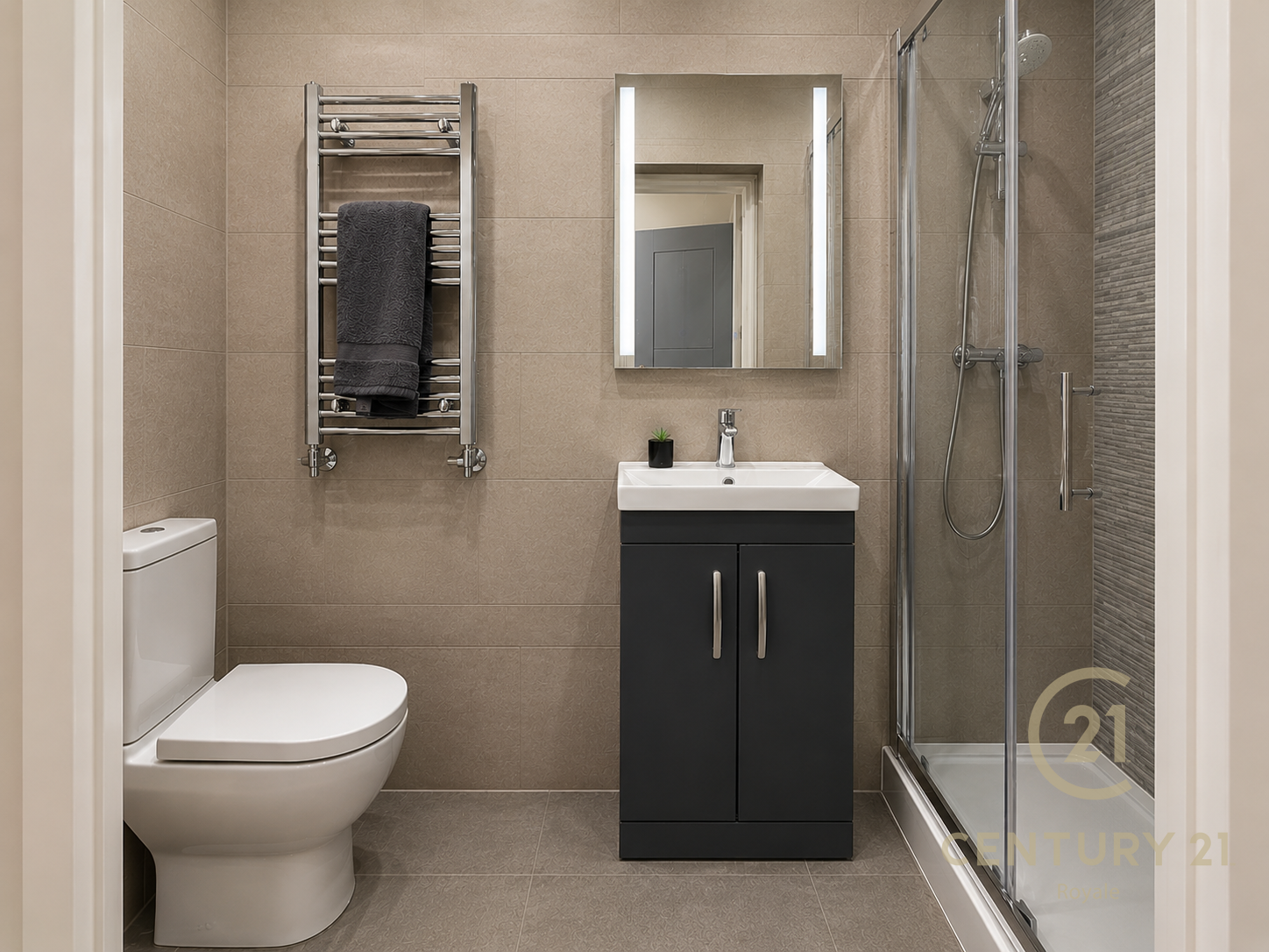 Flat Maplehurst Close in Greater London