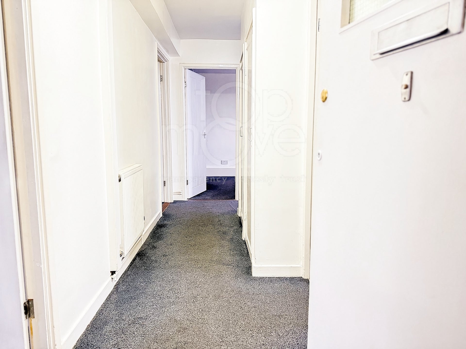 Flat Ashburton Road in London