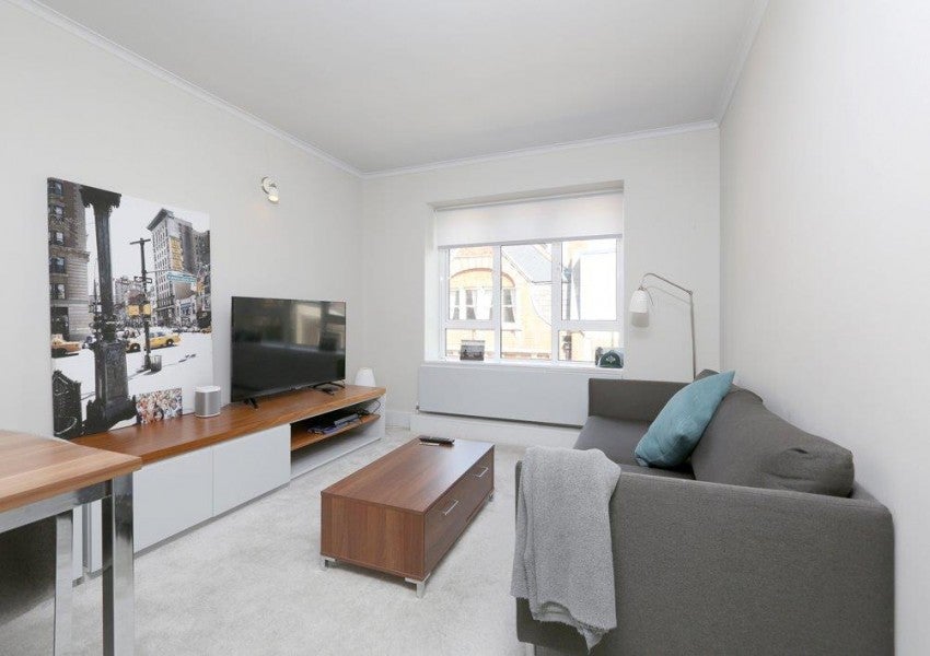 Flat Luxborough Street in City of Westminster