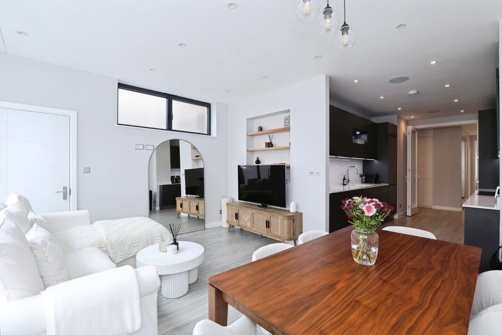 Flat Ranelagh Road in Greater London