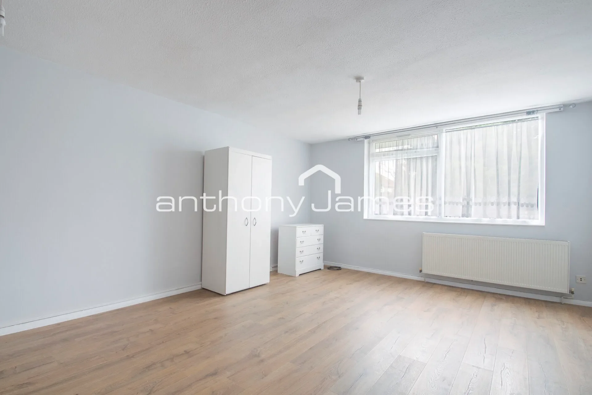 Flat West Park in Greater London