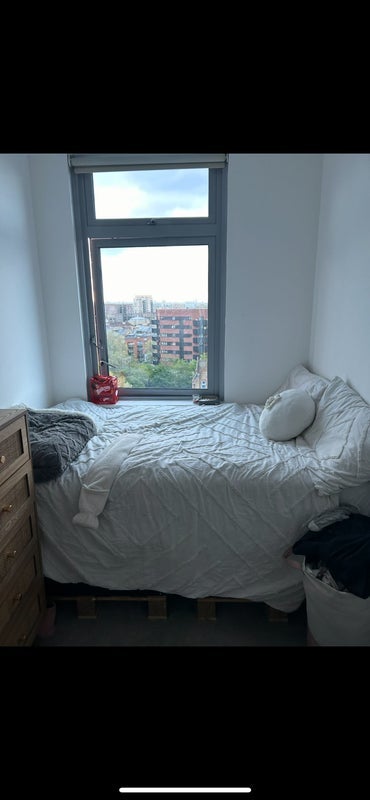 Room Ross Way in Greater London
