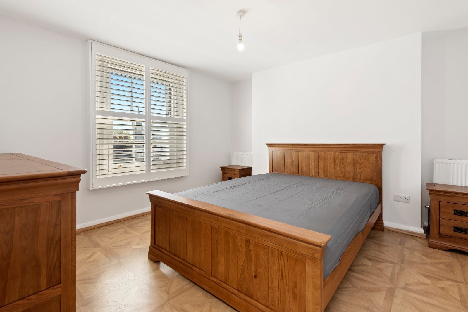 Flat Offord Road in Greater London