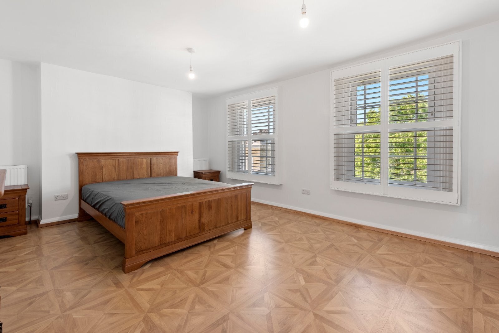 Flat Offord Road in Greater London