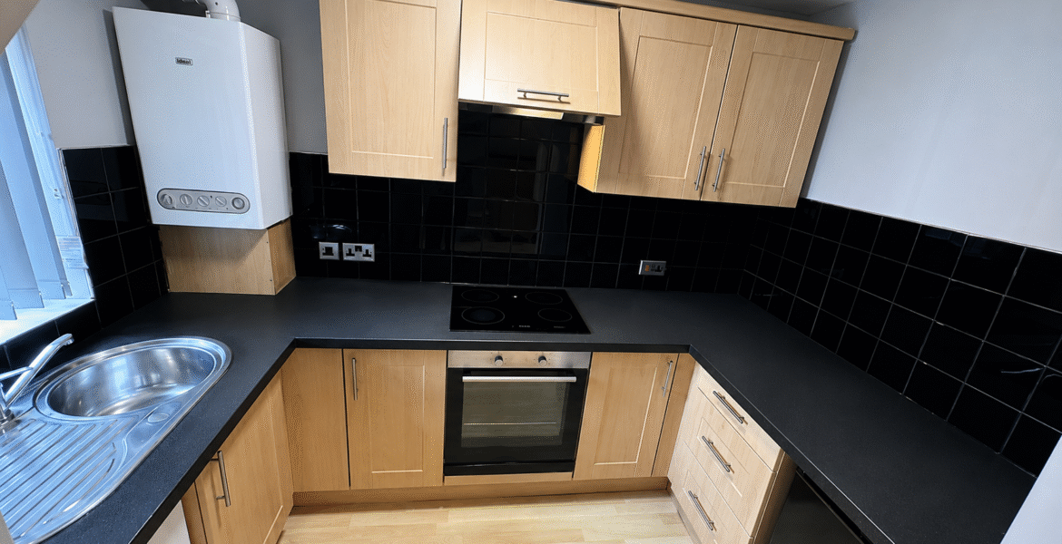 Flat Woodhouse Cliff in Leeds
