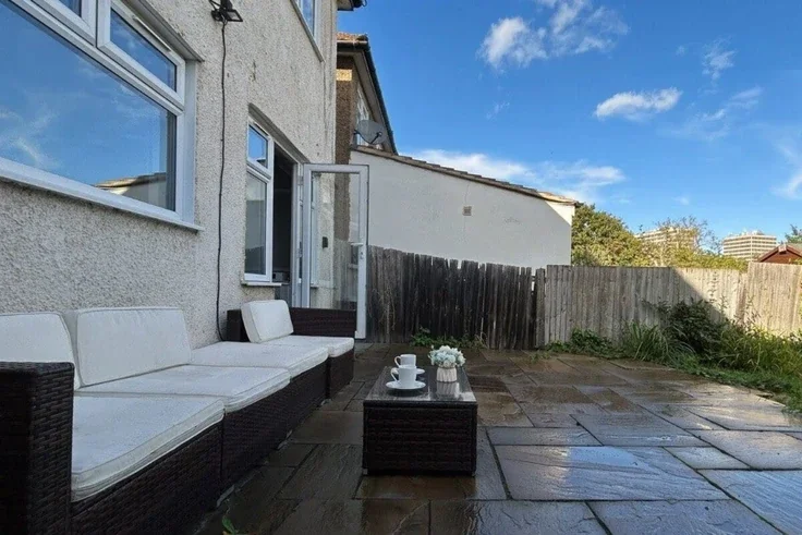 House Montem Road in Greater London