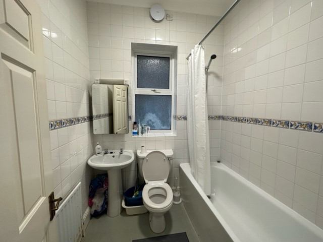 Room Alexandra Grove in Greater London