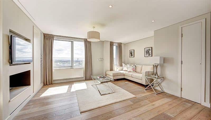 Flat Harbet Road in City of Westminster