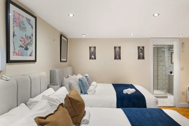 Flat Allington Road in Greater London