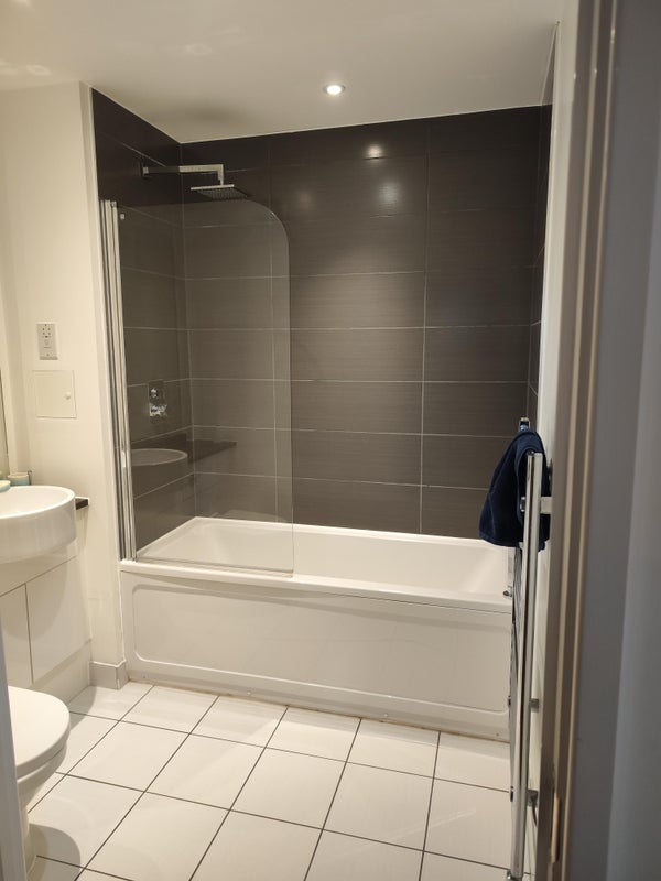 Room Eckington Lane in Greater London