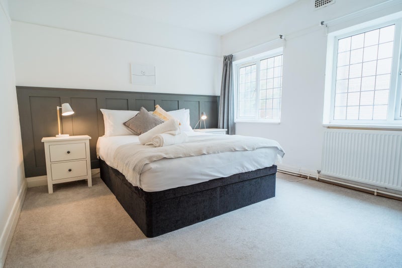 Room Grove Road in Bournemouth