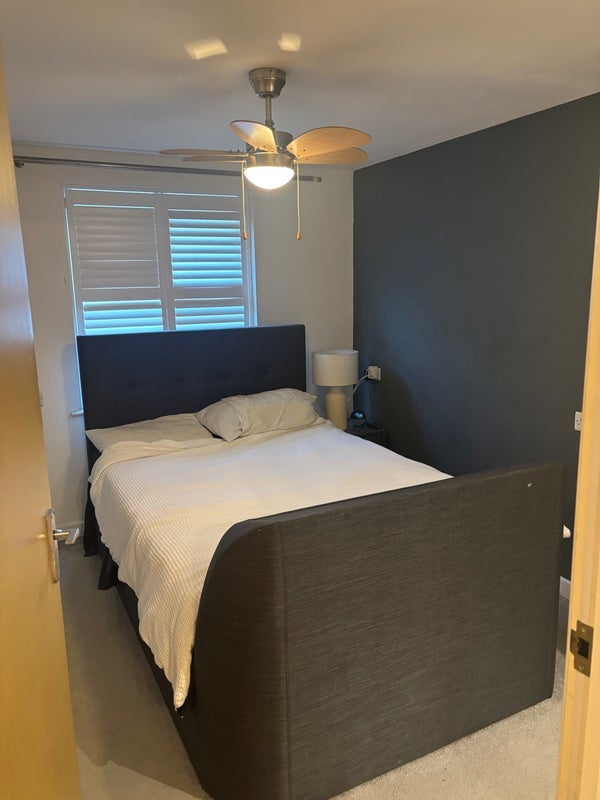 Room Holst Avenue in Witham