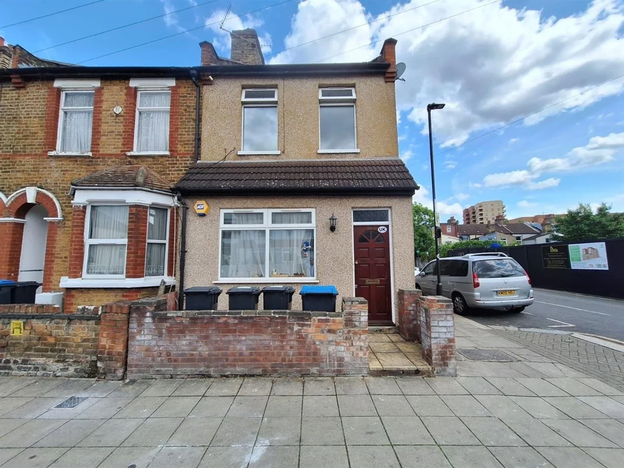Flat Ladysmith Road in Greater London