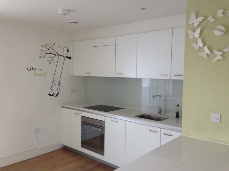 Flat Tiltman Place in Greater London