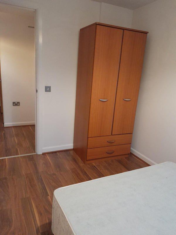 Room Robertson Avenue in City of Edinburgh