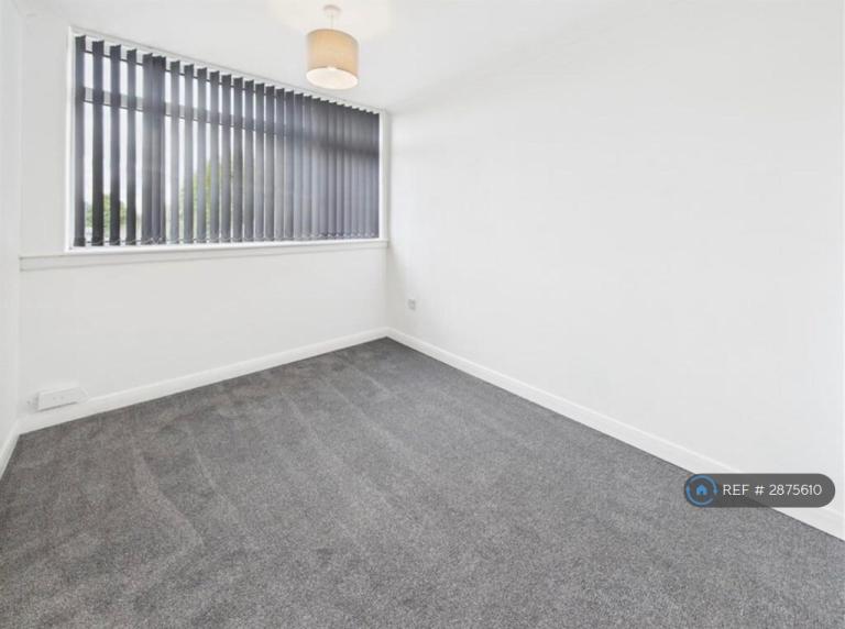 Flat Darnford Close in Coventry