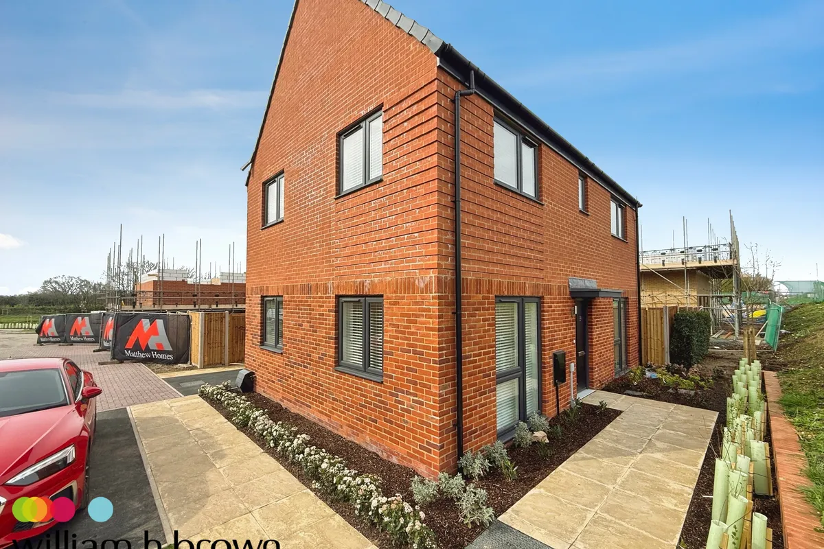 House Chadwell Road in Tilbury