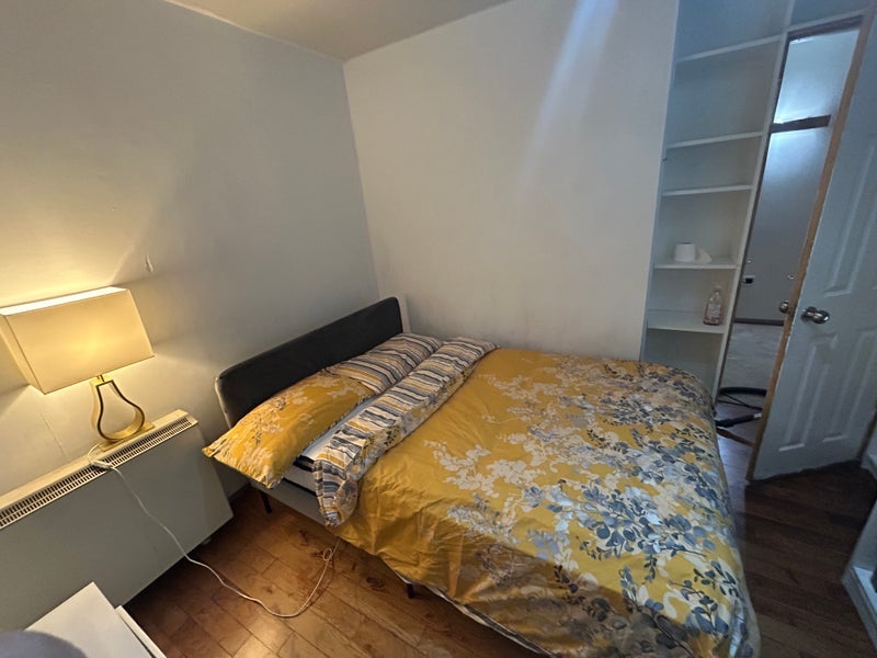Room City Road in Greater London