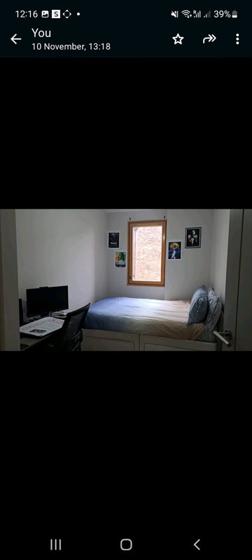 Room St Ives Place in Greater London