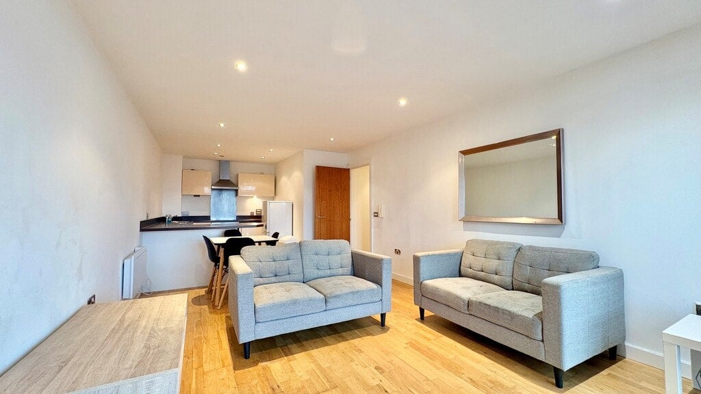 Flat Gotts Road in Leeds