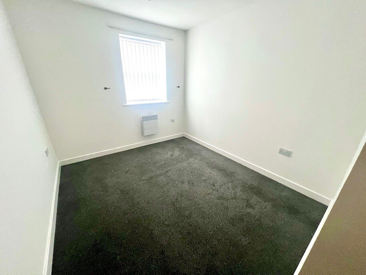 Flat Ashfield Gardens in Warrington