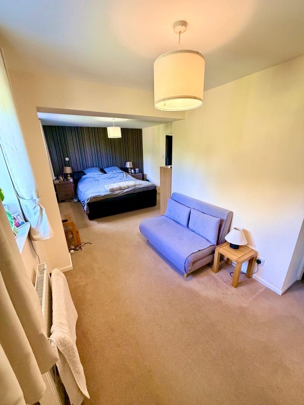 Room Oxbarton in Bristol