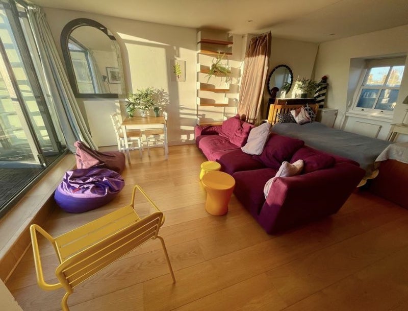 Room Princess Road in Greater London