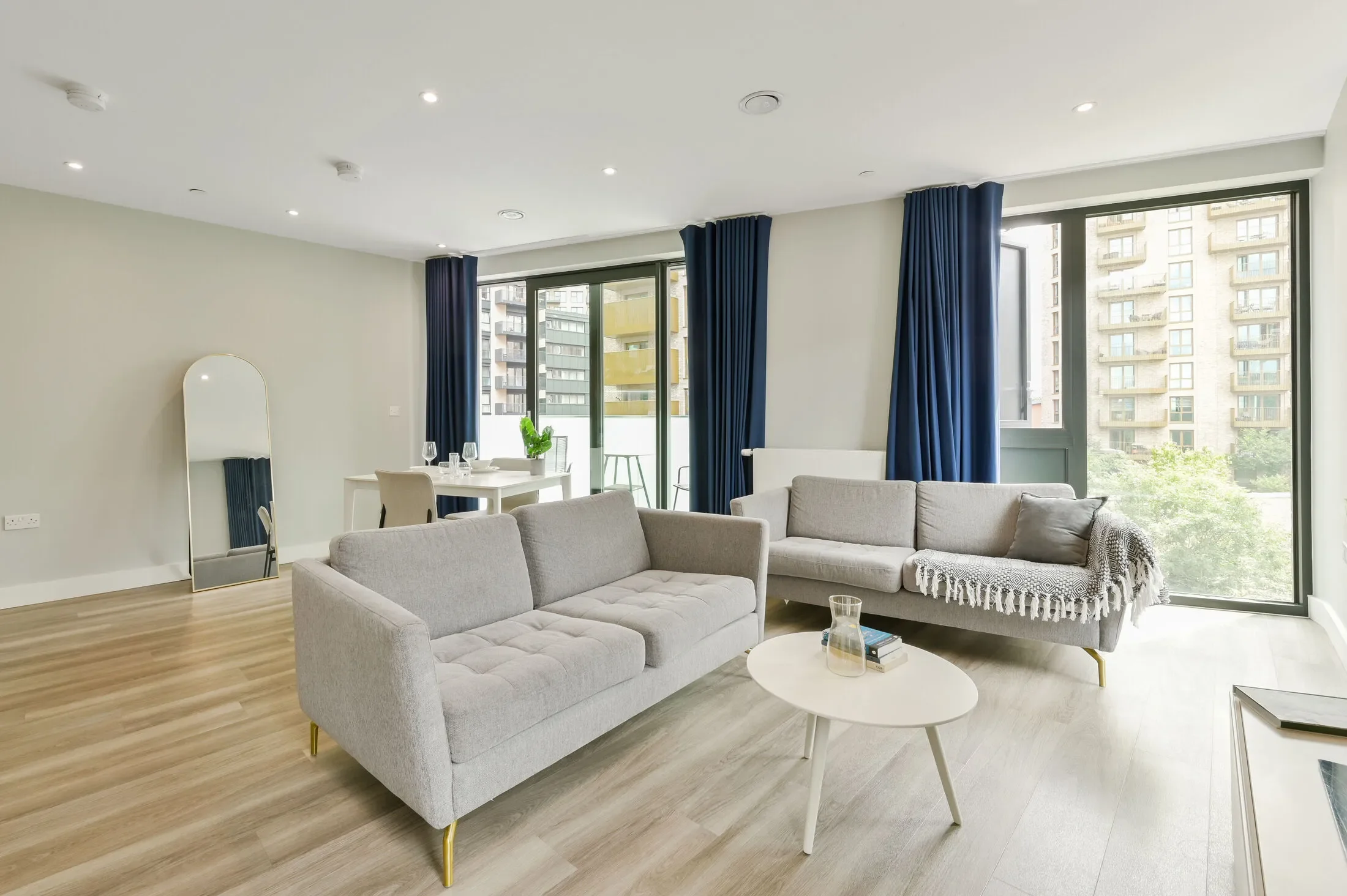 Flat Lionel Road South in Greater London