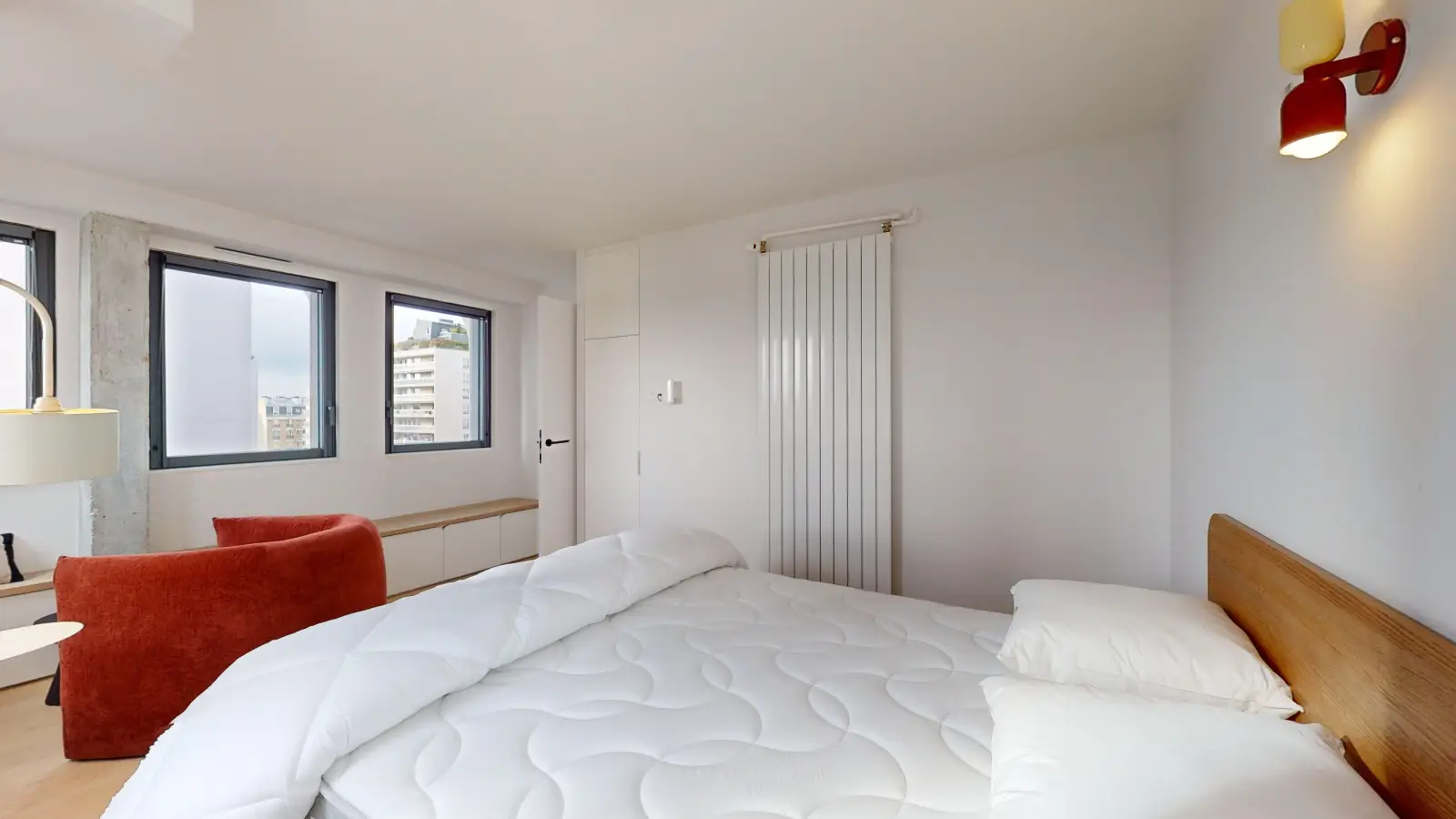 Room Square Charles Laurent in Paris