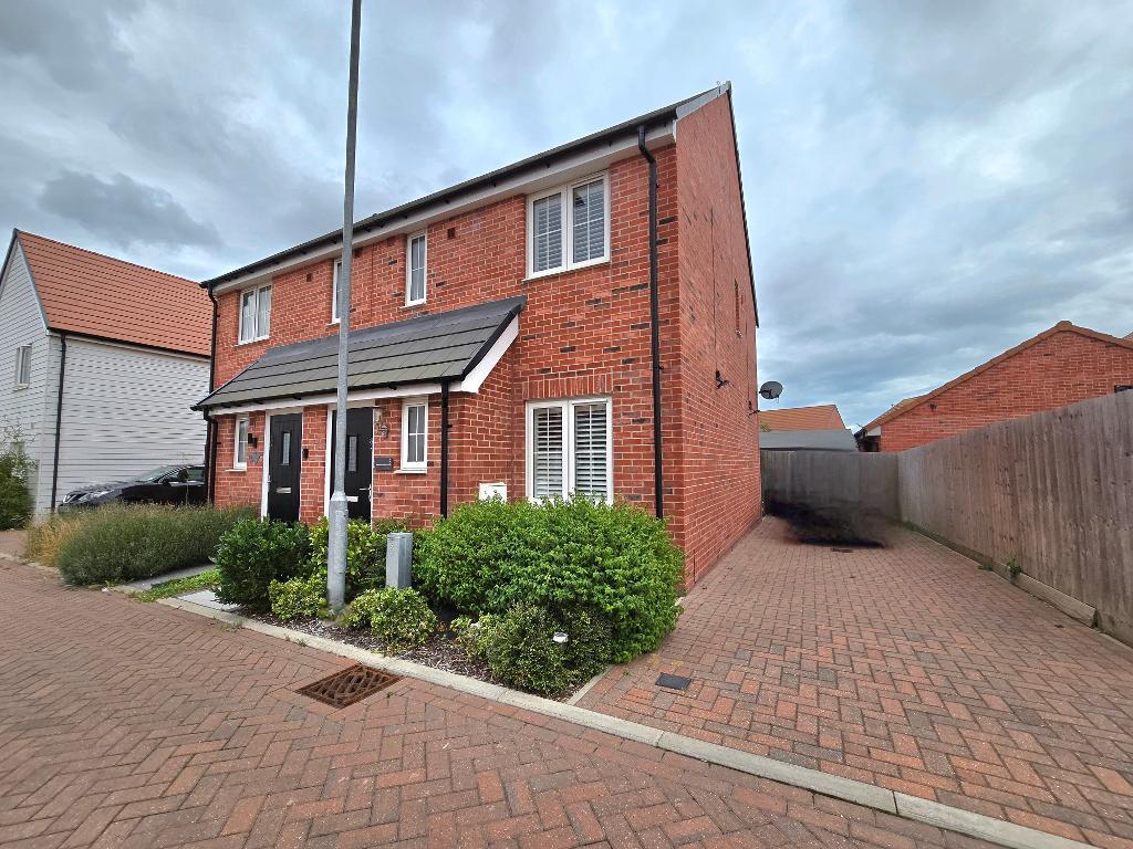 House Oak Crescent in Burnham-on-Crouch