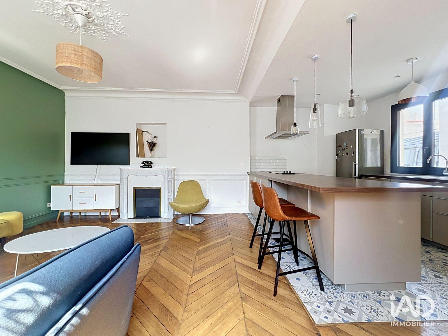 Flat Boulevard Voltaire in Paris