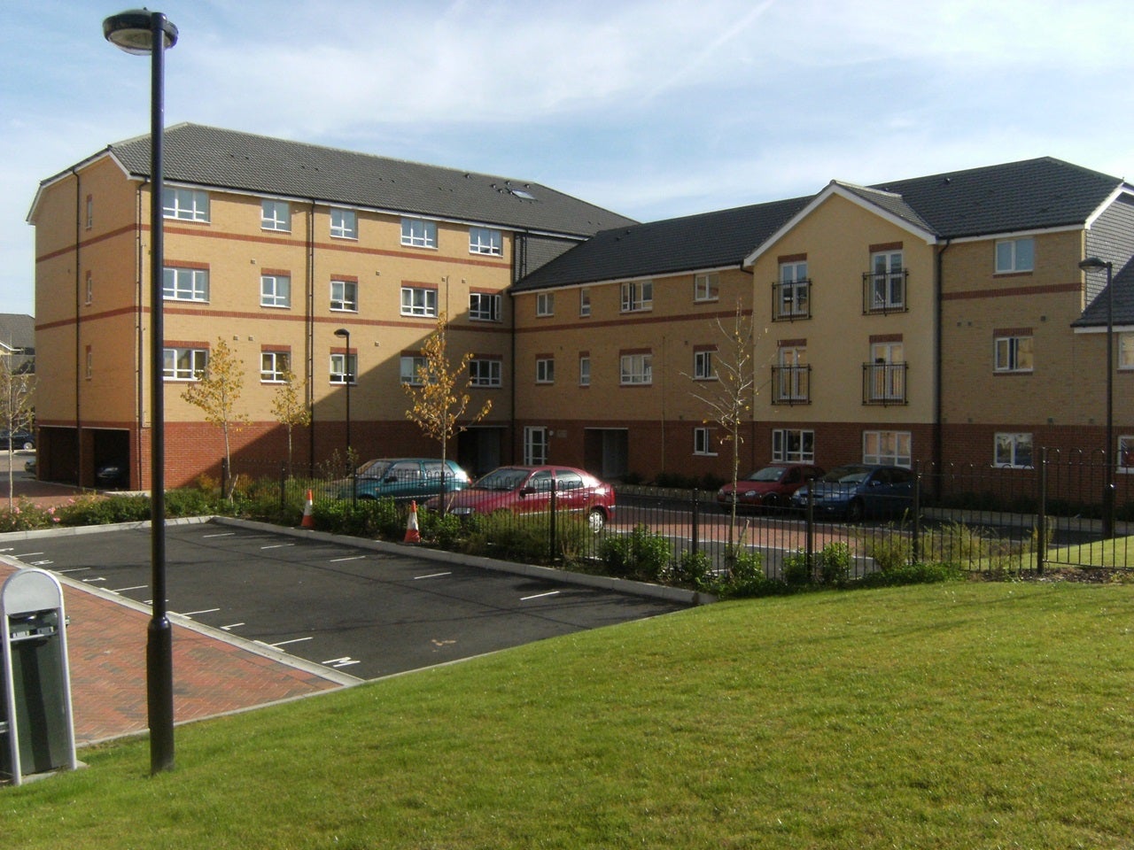 Flat Chertsey Road in Greater London