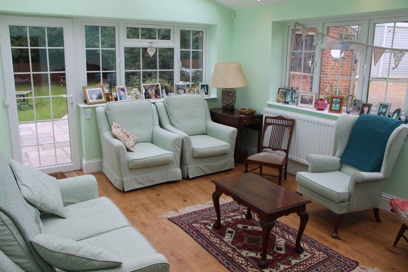 Room Love Hill Lane in George Green
